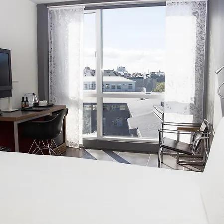 Center Arnarhvoll 4* Reikiavik